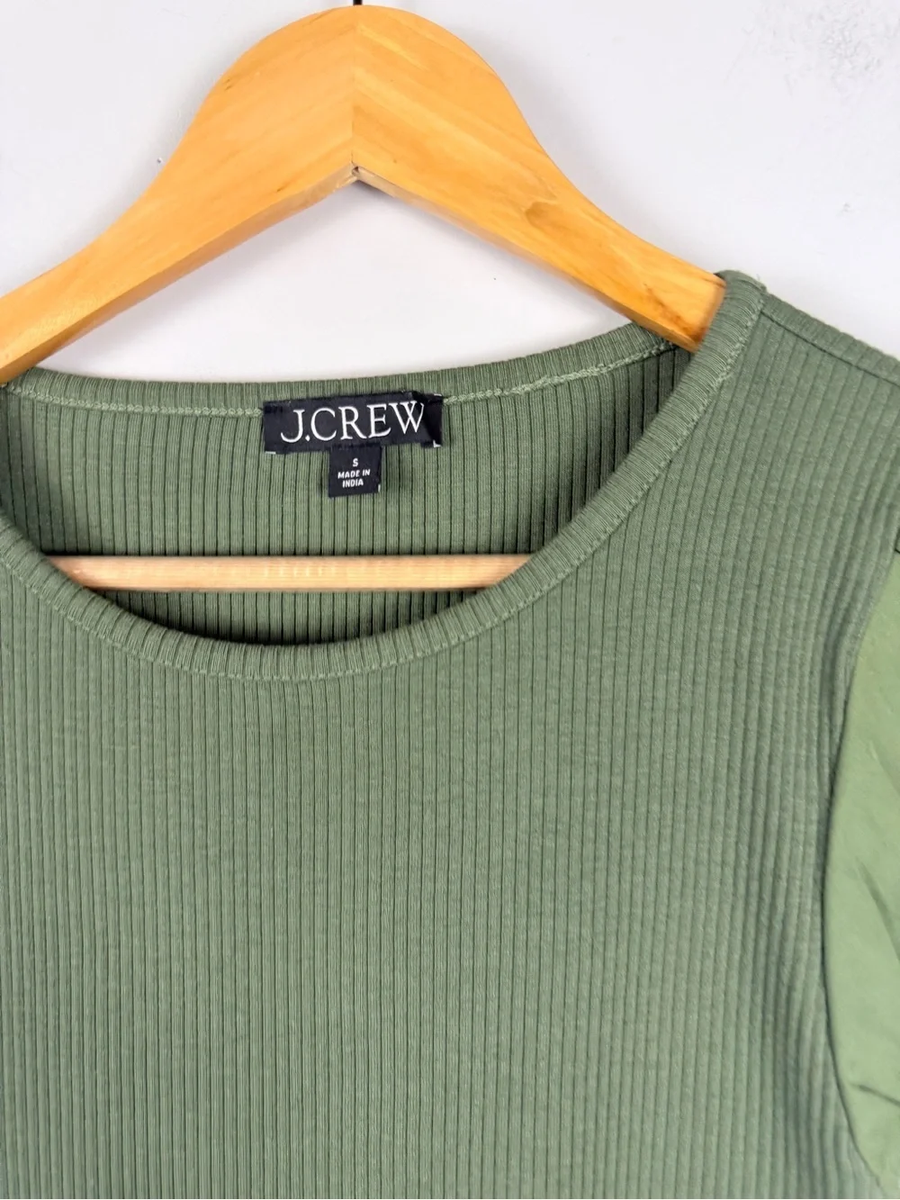 J. Crew Vintage rib T-shirt with cotton poplin puff sleeves green size small